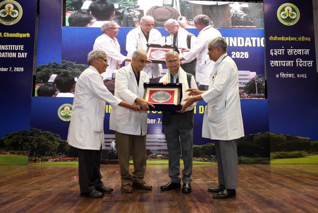 पीजीआईएमईआर ने उत्कृष्टता के 63 वर्ष पूरे किए एआई आधारित स्वास्थ्य सेवाओं पर जोर